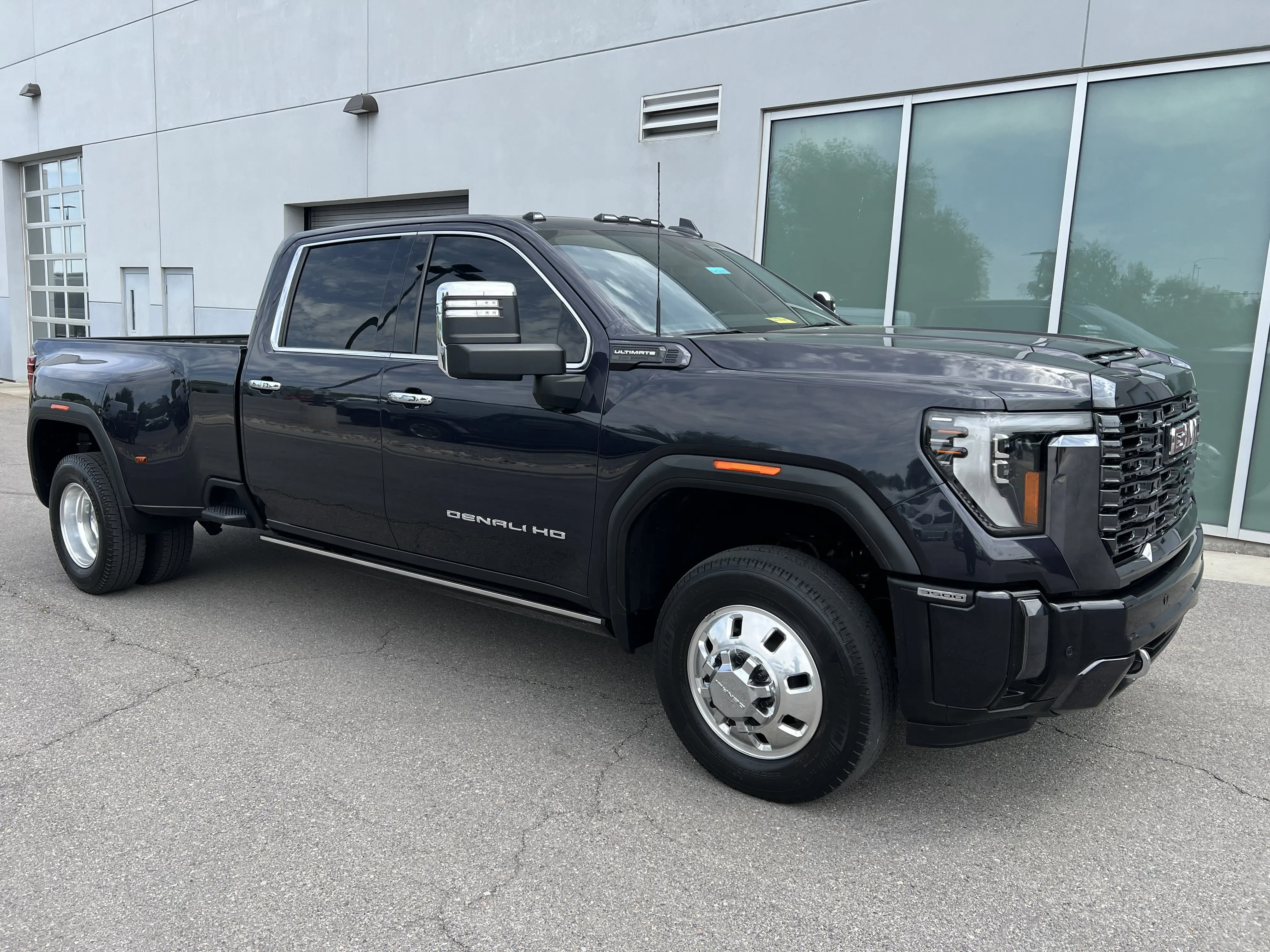 Used 2024 GMC Sierra 3500HD Denali Ultimate with VIN 1GT49YEY5RF208003 for sale in Farmington, UT