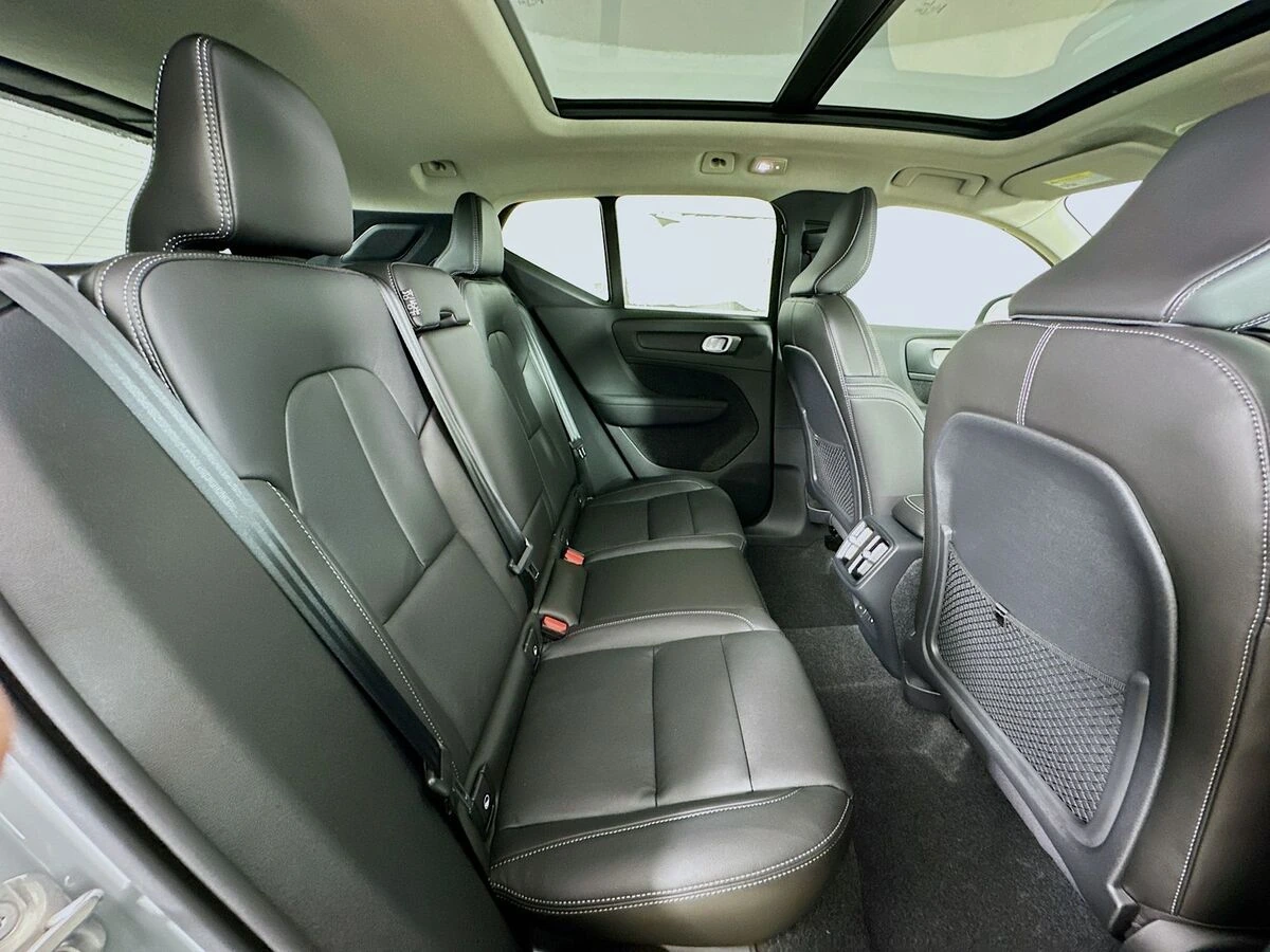 2026 Volvo XC40 Plus - Photo 44
