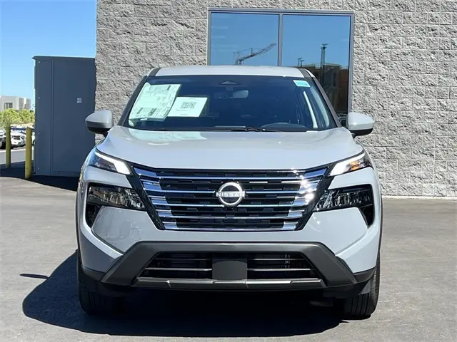 2026 Nissan Rogue SV photo 9