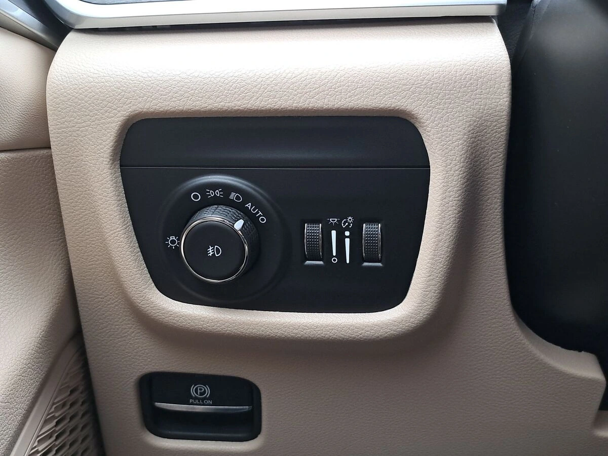 2025 Jeep Grand Cherokee Limited - Photo 27