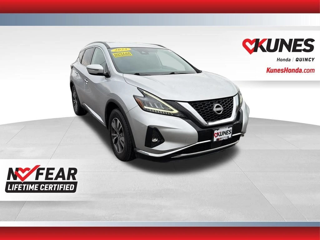 2023 Nissan Murano SV's photo