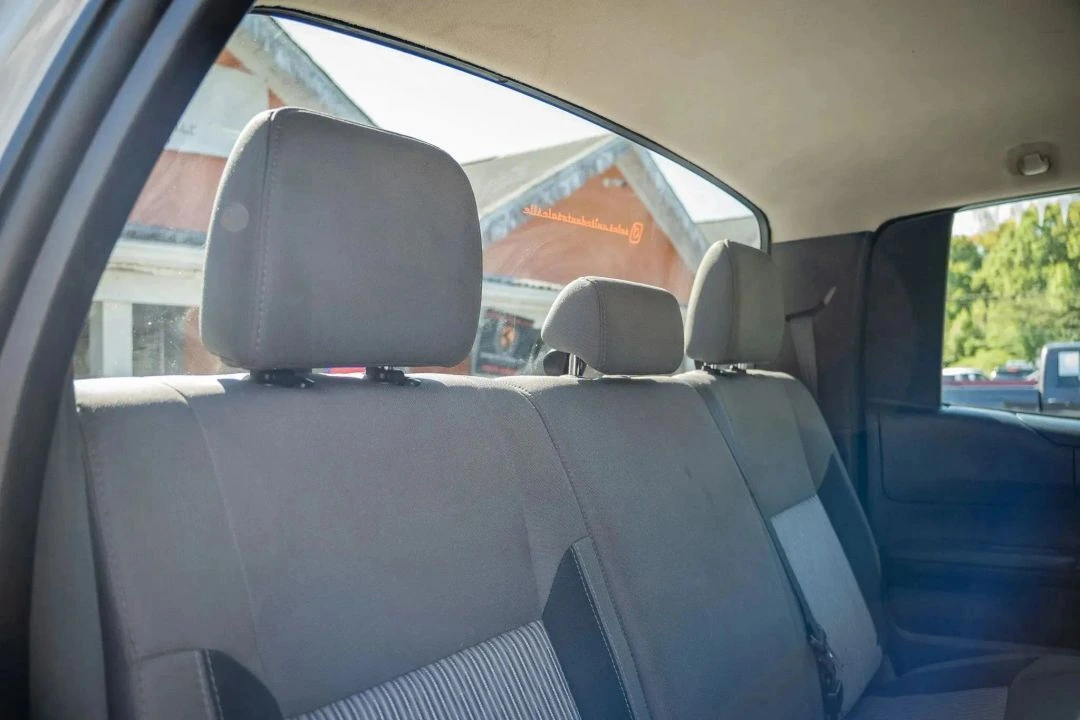 2015 Toyota Tundra SR5 - Photo 25