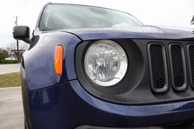 2018 Jeep Renegade Trailhawk photo 3