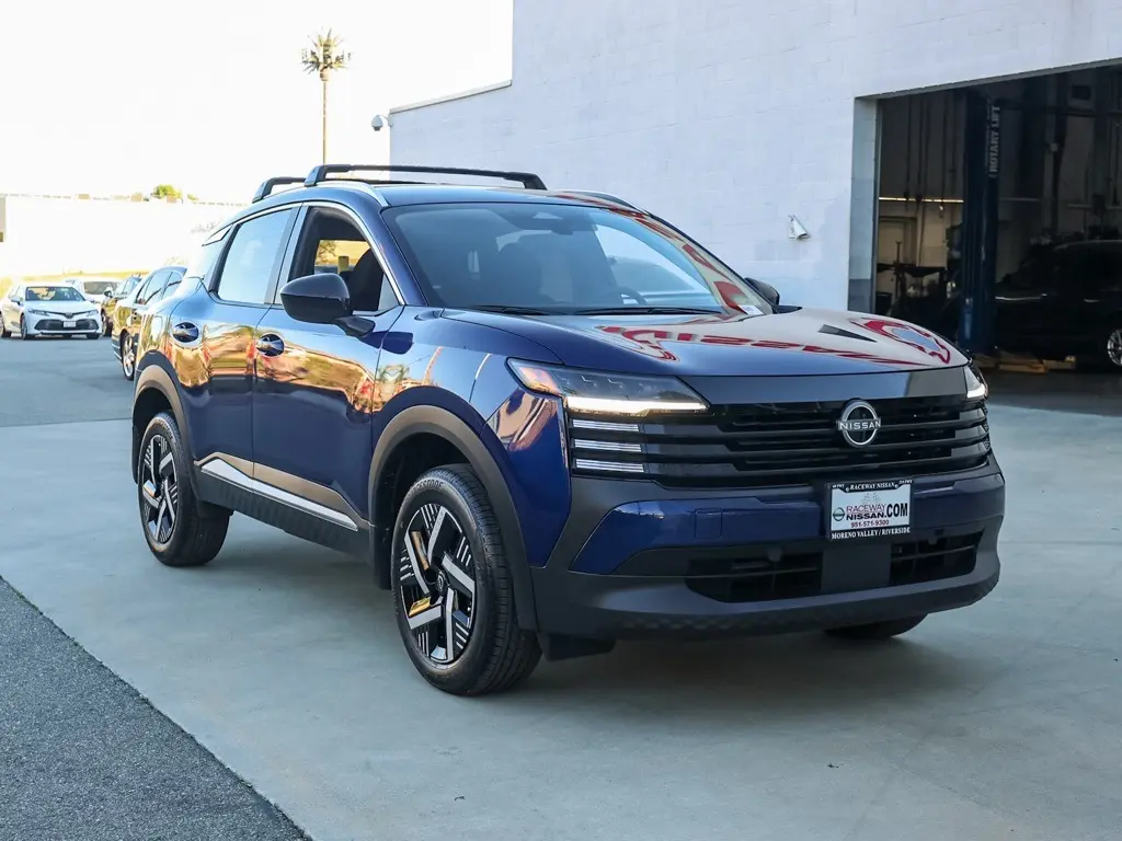2026 Nissan KICKS SV's photo