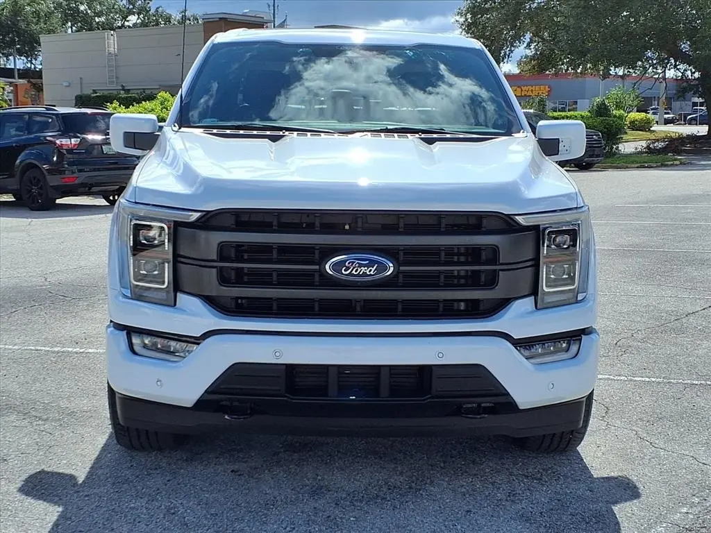 2022 Ford F-150 Lariat photo 2