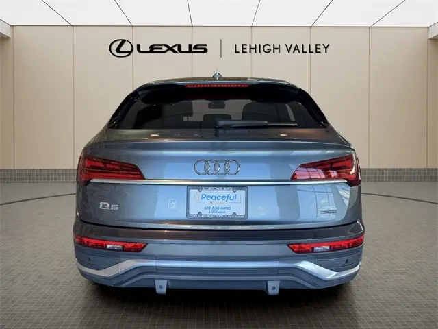2022 Audi Q5 Sportback 45 S line Premium photo 3