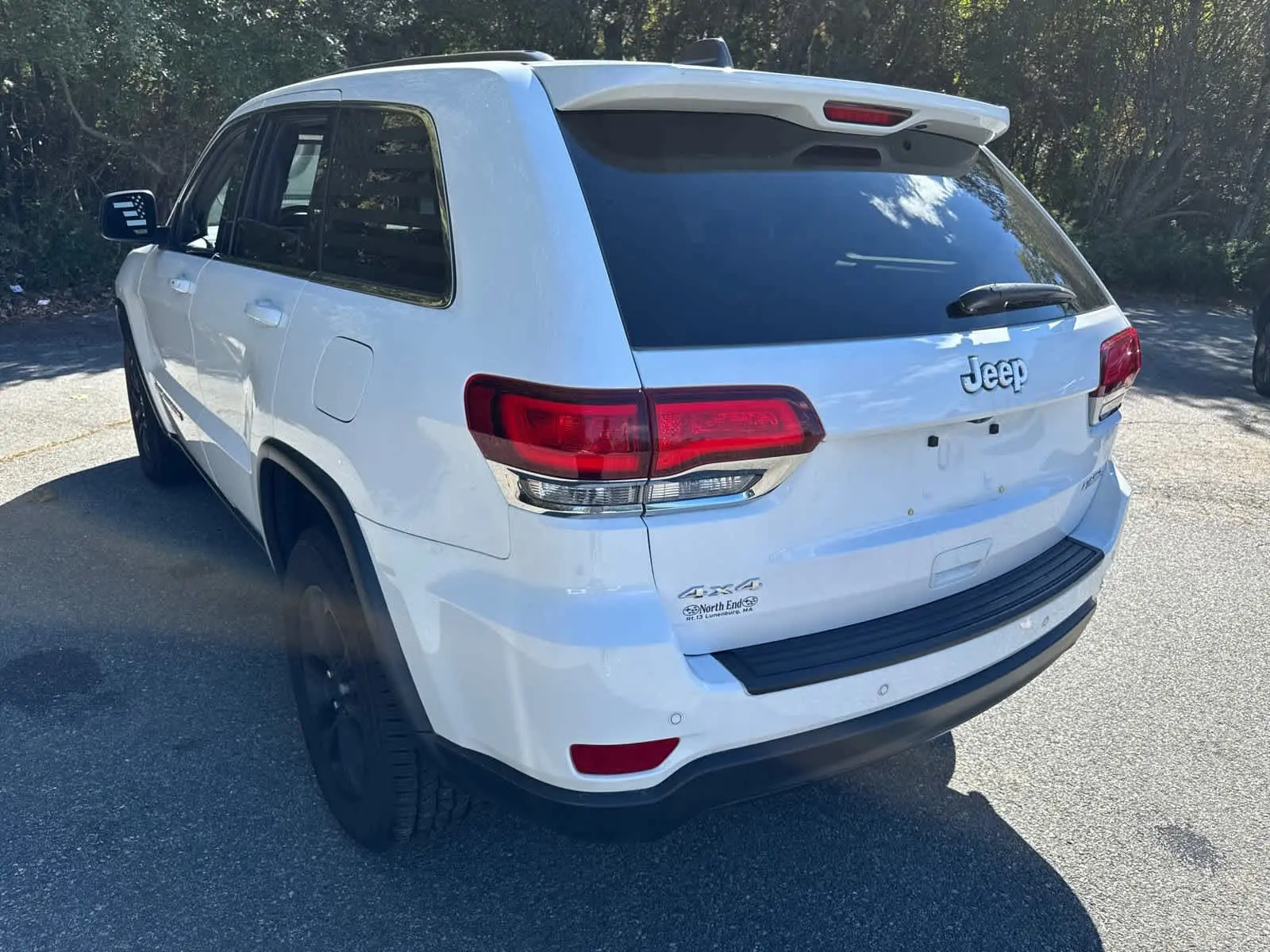 2022 Jeep Grand Cherokee Laredo X photo 4