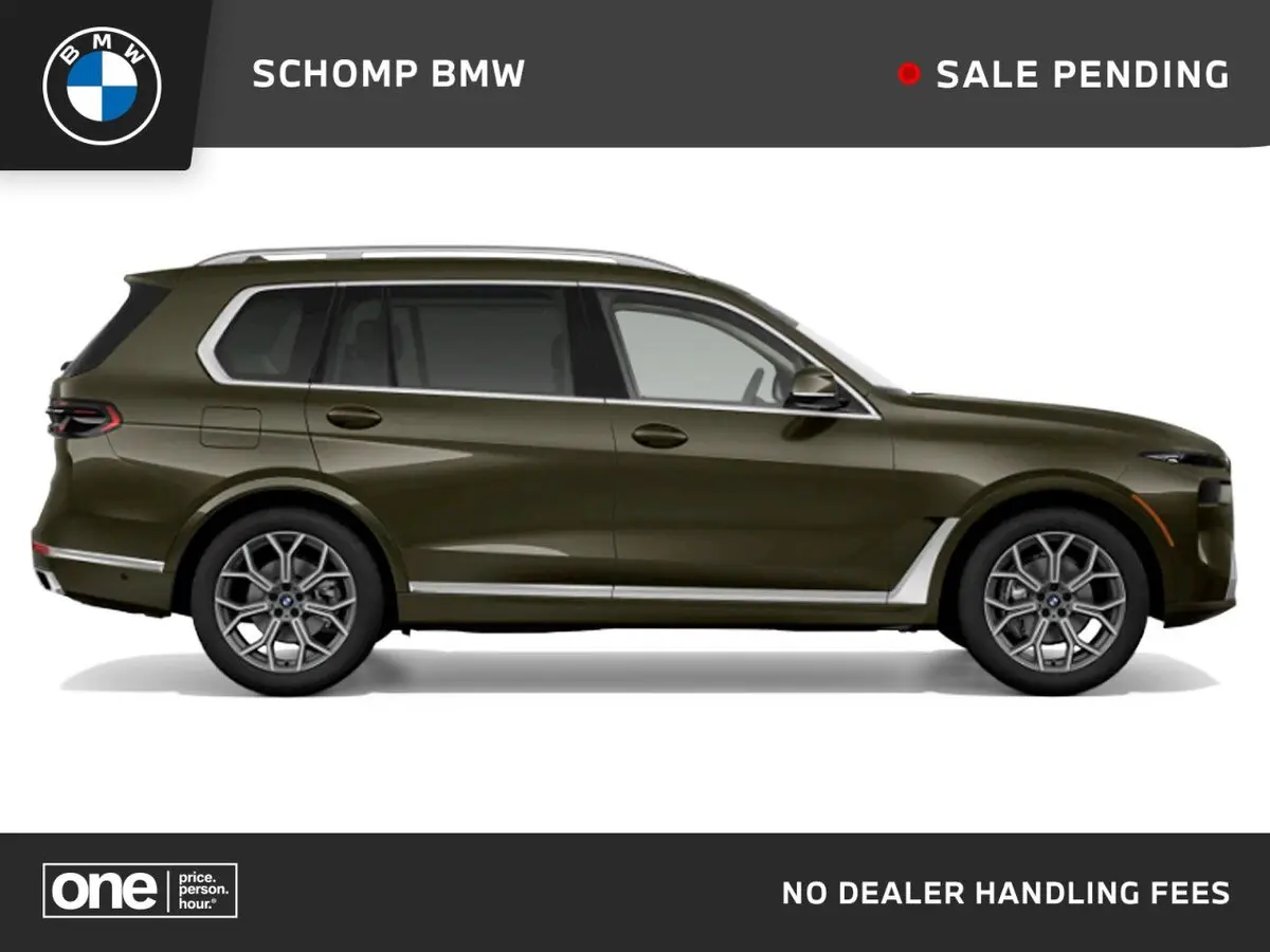 2026 BMW X7 40i's photo