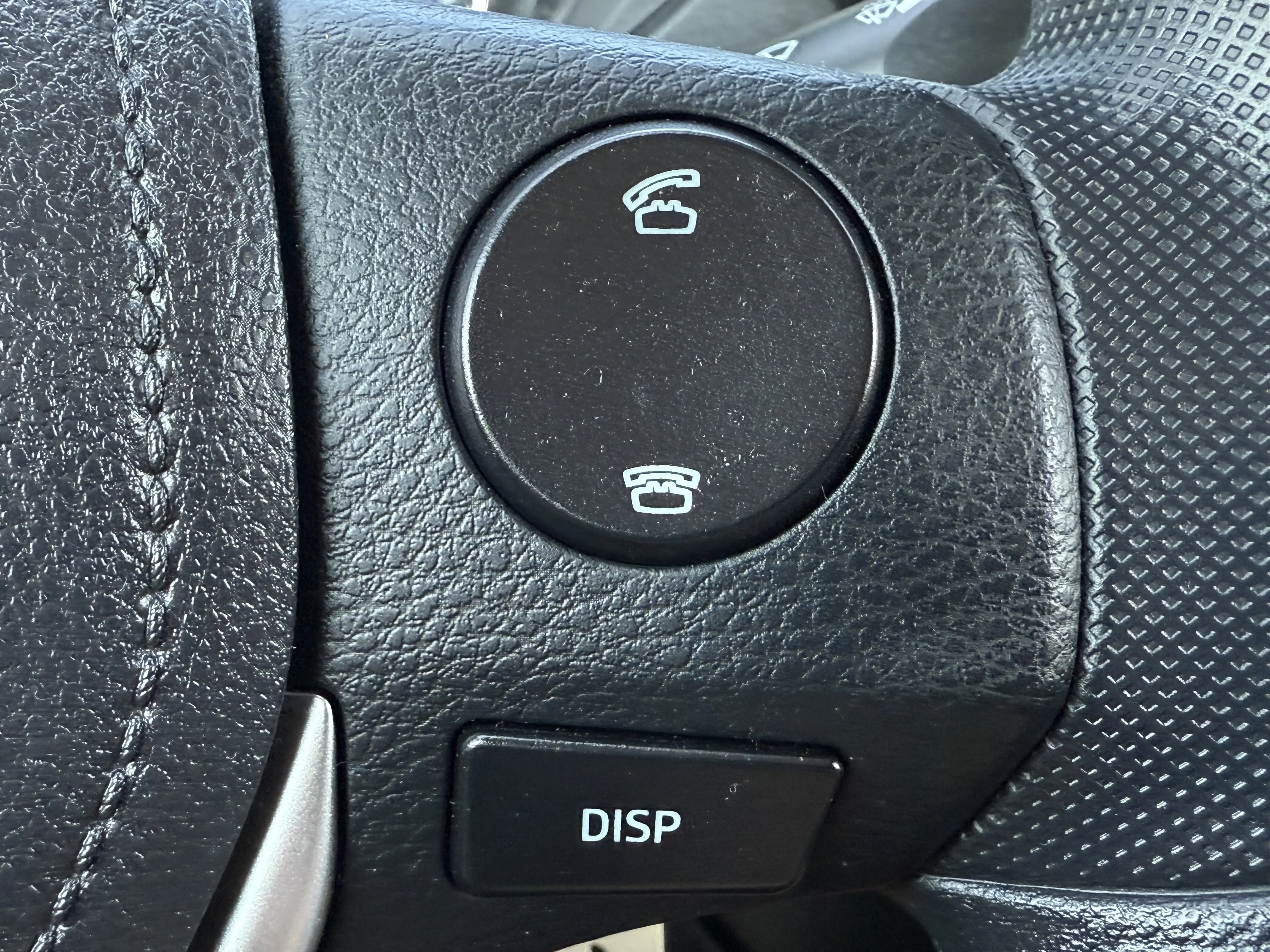 2014 Toyota Corolla L photo 17