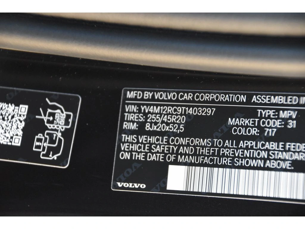 2026 Volvo - image 28