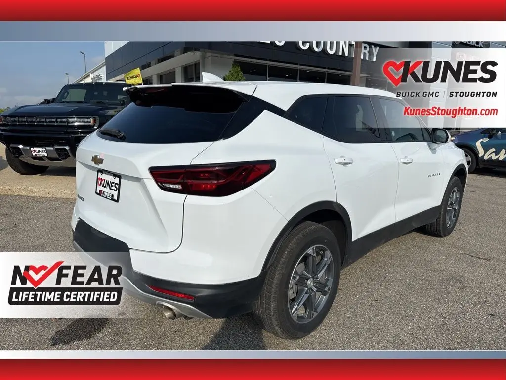 2024 Chevrolet Blazer 2LT photo 8