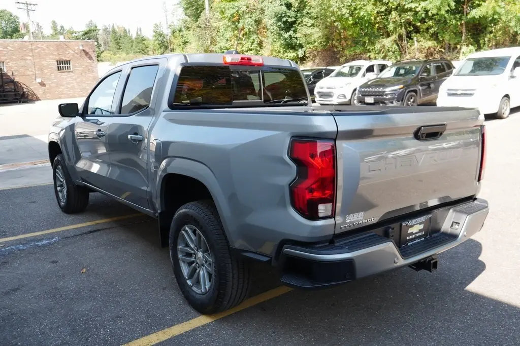 2026 Chevrolet Colorado LT photo 5