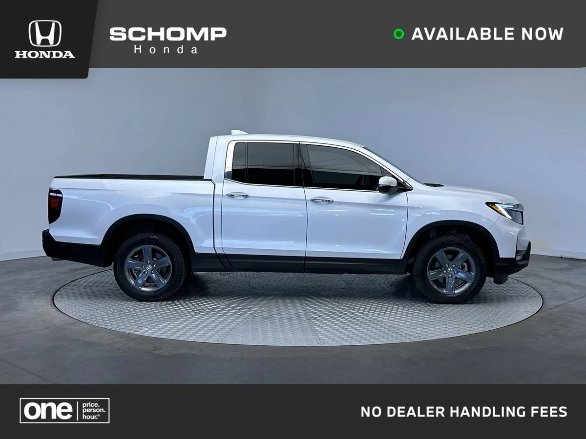 2023 Honda Ridgeline RTL-E AWD's photo