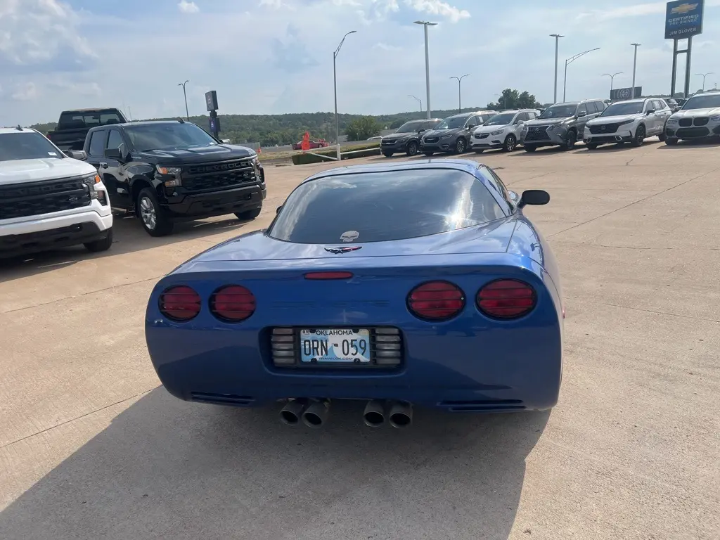 2002 Chevrolet Corvette Base photo 10