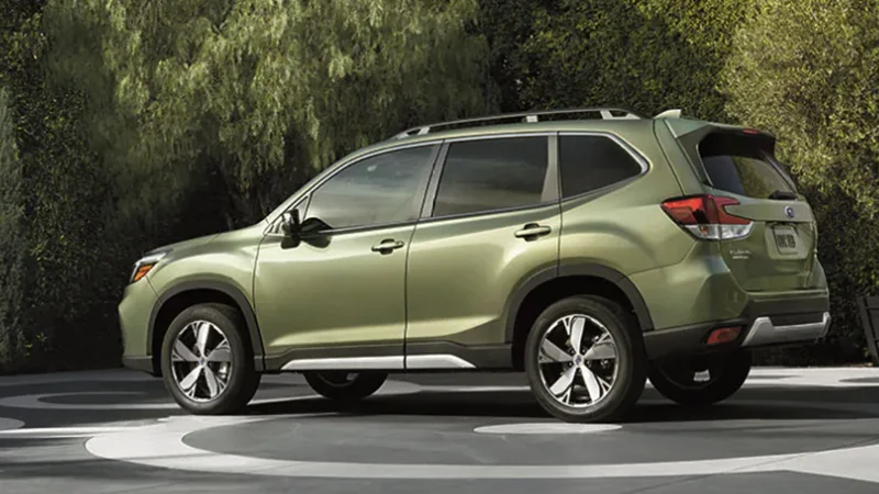 Shopper browsing Subaru models online