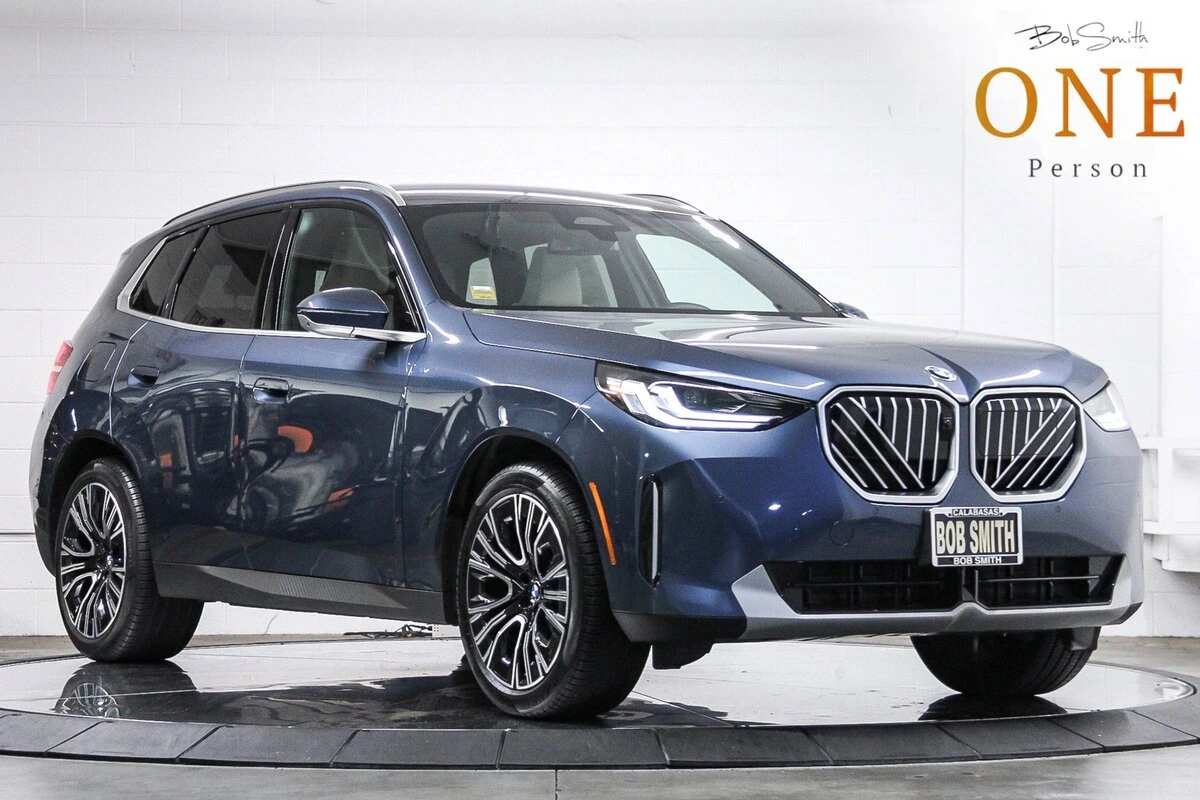 2026 BMW X3 30 XDRIVE's photo