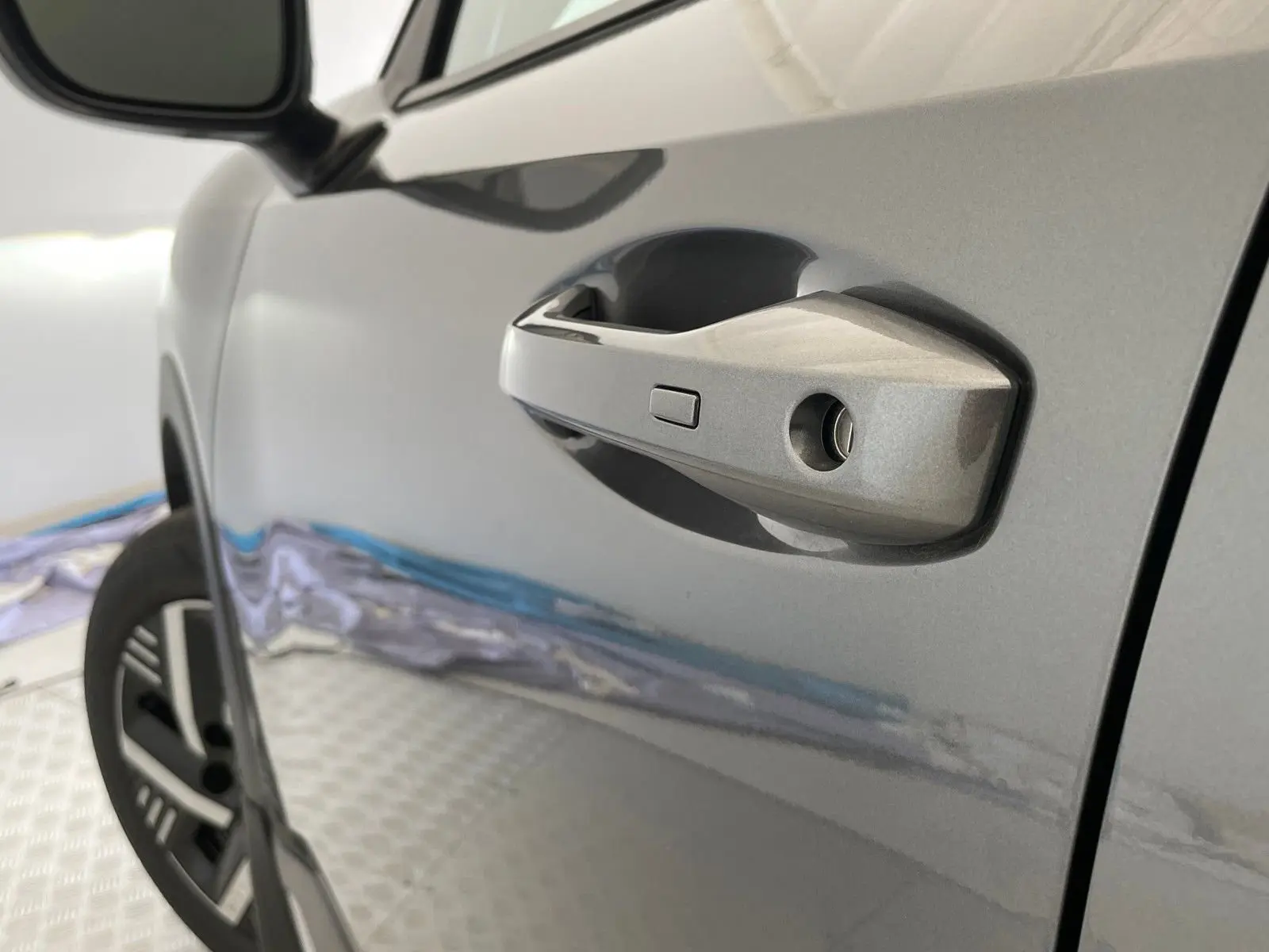2025 Nissan Kicks SV photo 12