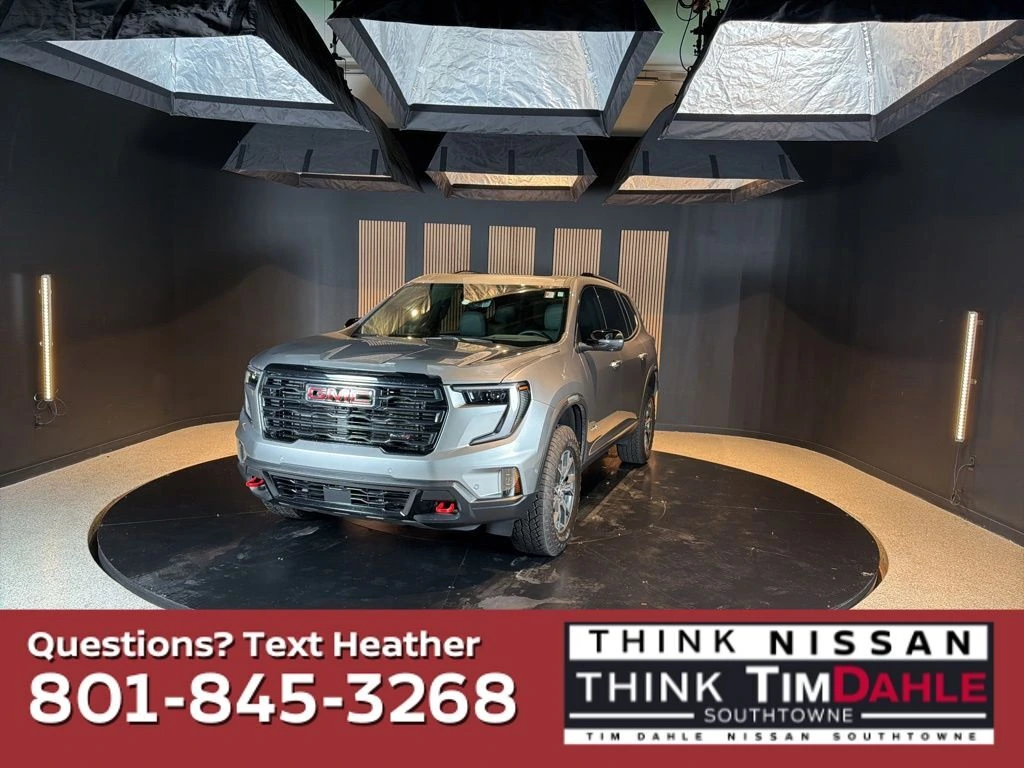 2024 GMC Acadia AT4 AWD's photo