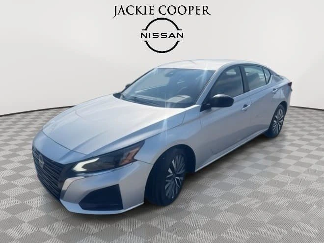 2024 Nissan Altima SV