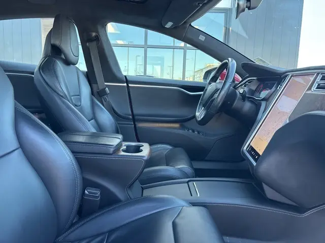2017 Tesla Model S 100D photo 11