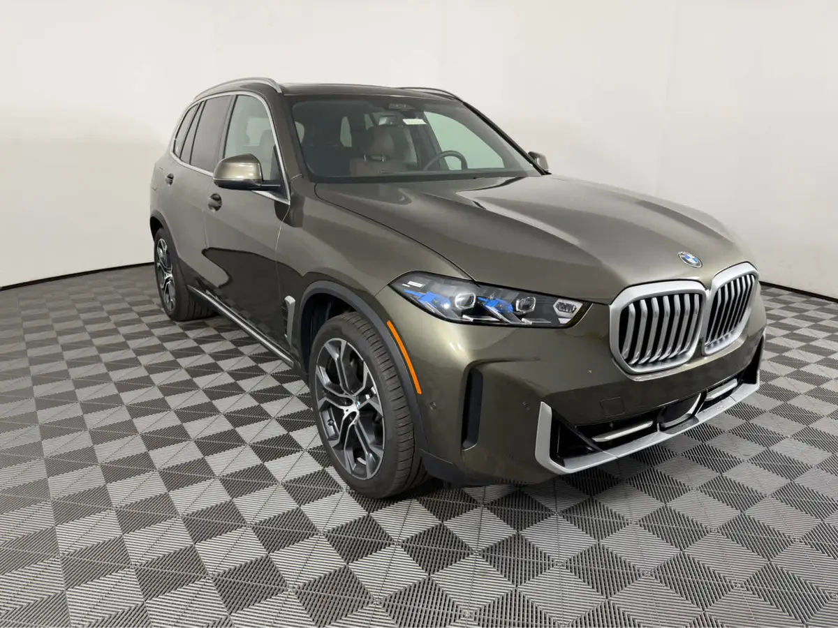 2026 BMW X5 40i's photo