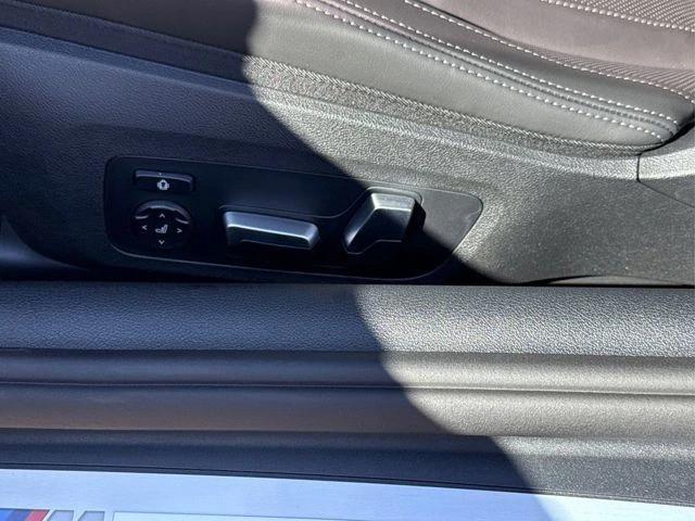 2026 BMW 8 Series 840i - Photo 27