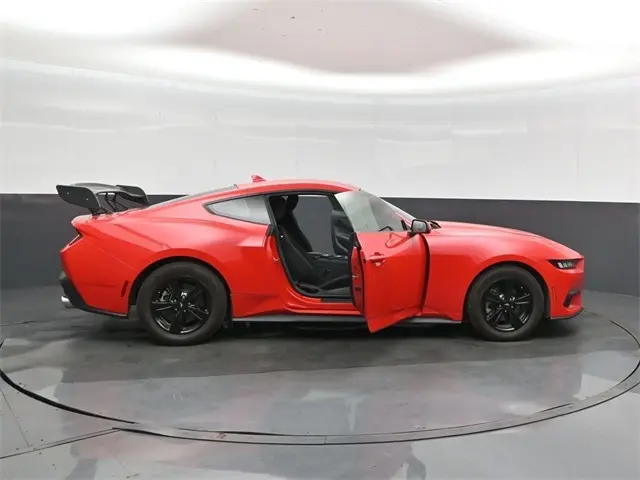 2024 Ford Mustang EcoBoost photo 38