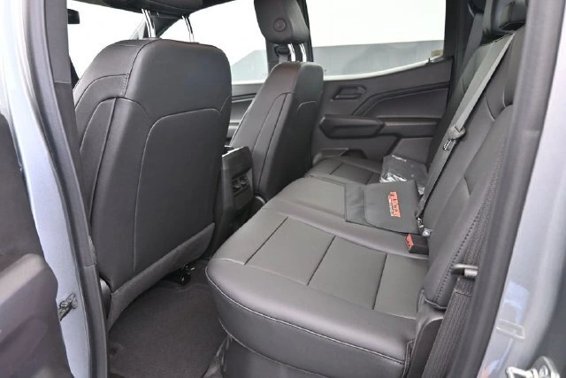 2026 Chevrolet Colorado Trail Boss - Photo 13