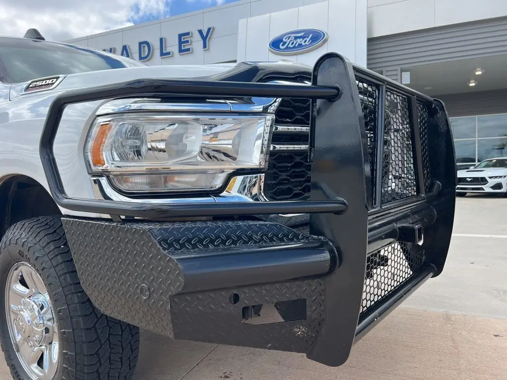 2022 Ram 2500 Tradesman photo 4