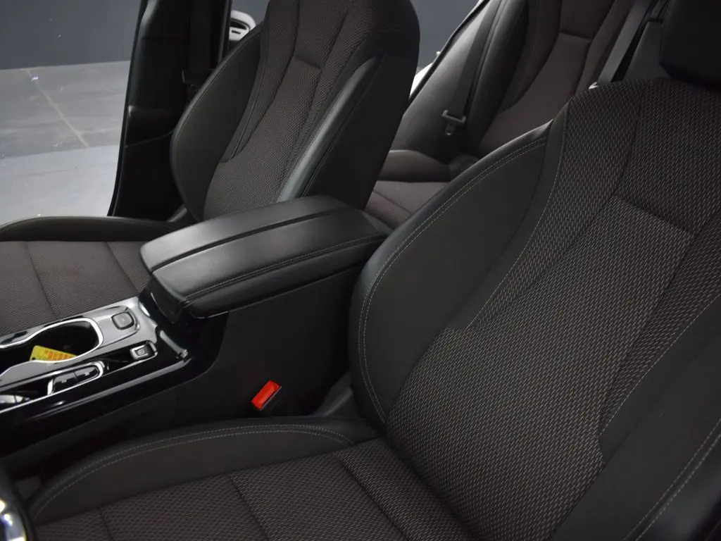 2023 Buick Envision Preferred photo 21