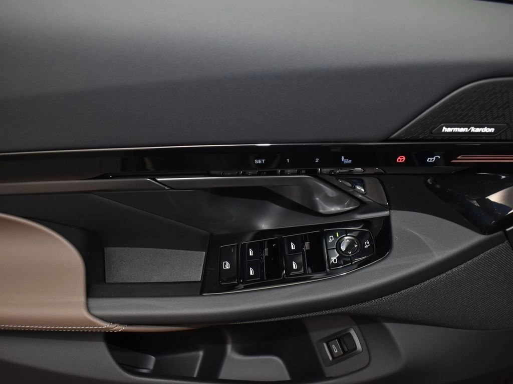 2026 BMW 5 Series 530i - Photo 11