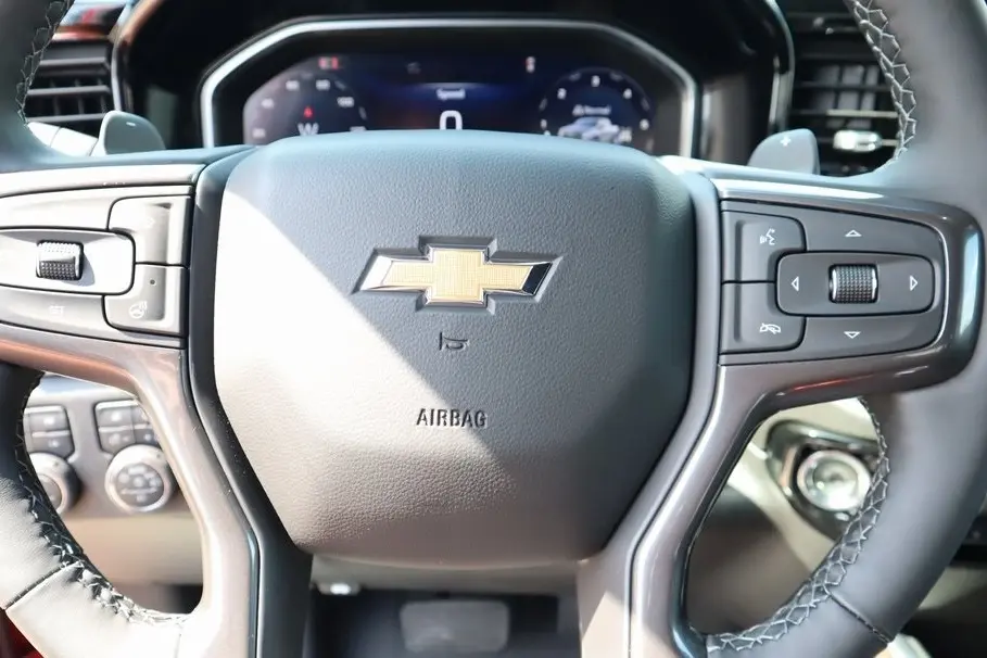 2026 Chevrolet Silverado 1500 High Country photo 18
