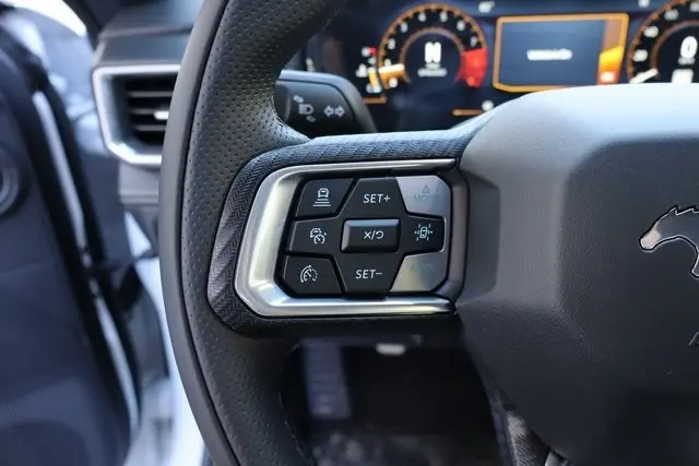2025 Ford Mustang GT Premium photo 28