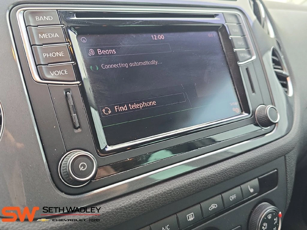 2016 Volkswagen Tiguan SE - Photo 21