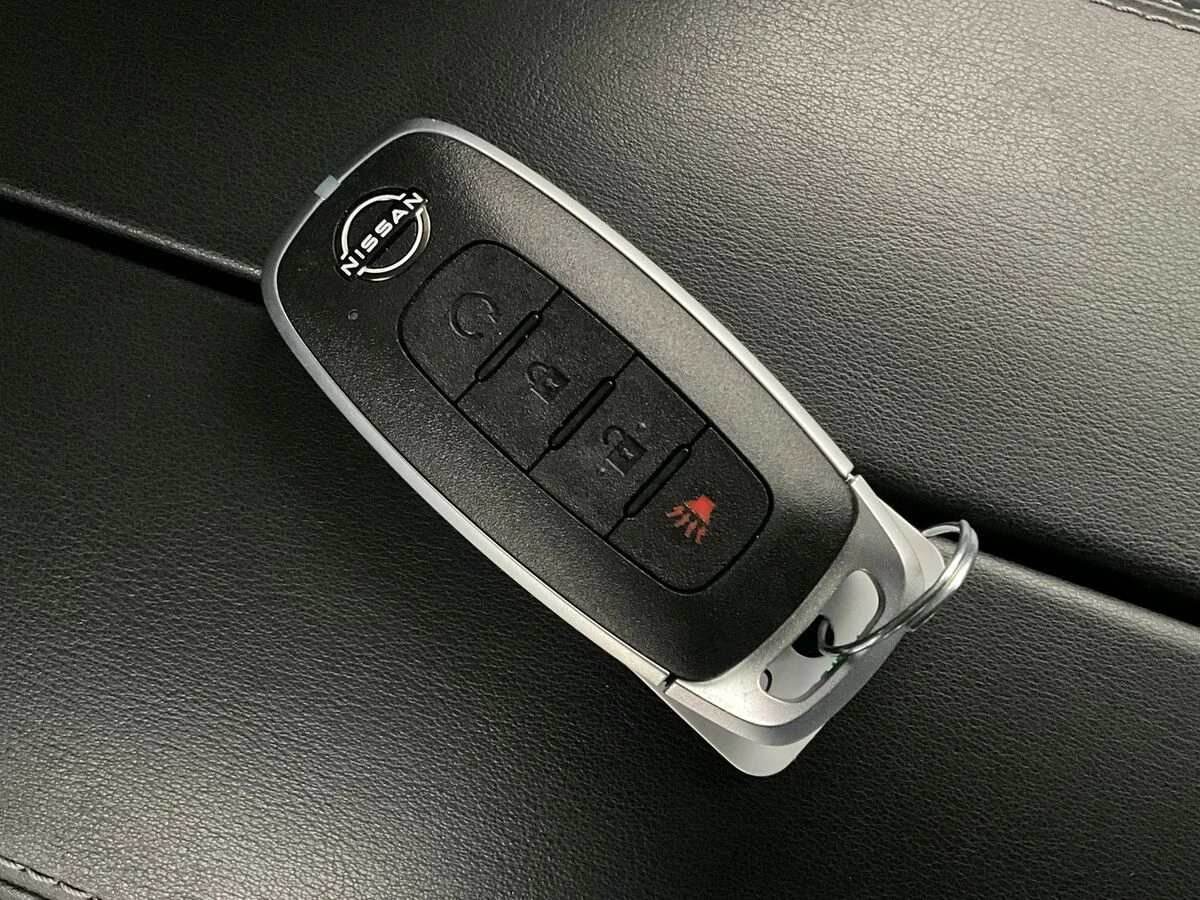 2023 Nissan Rogue SV - Photo 14