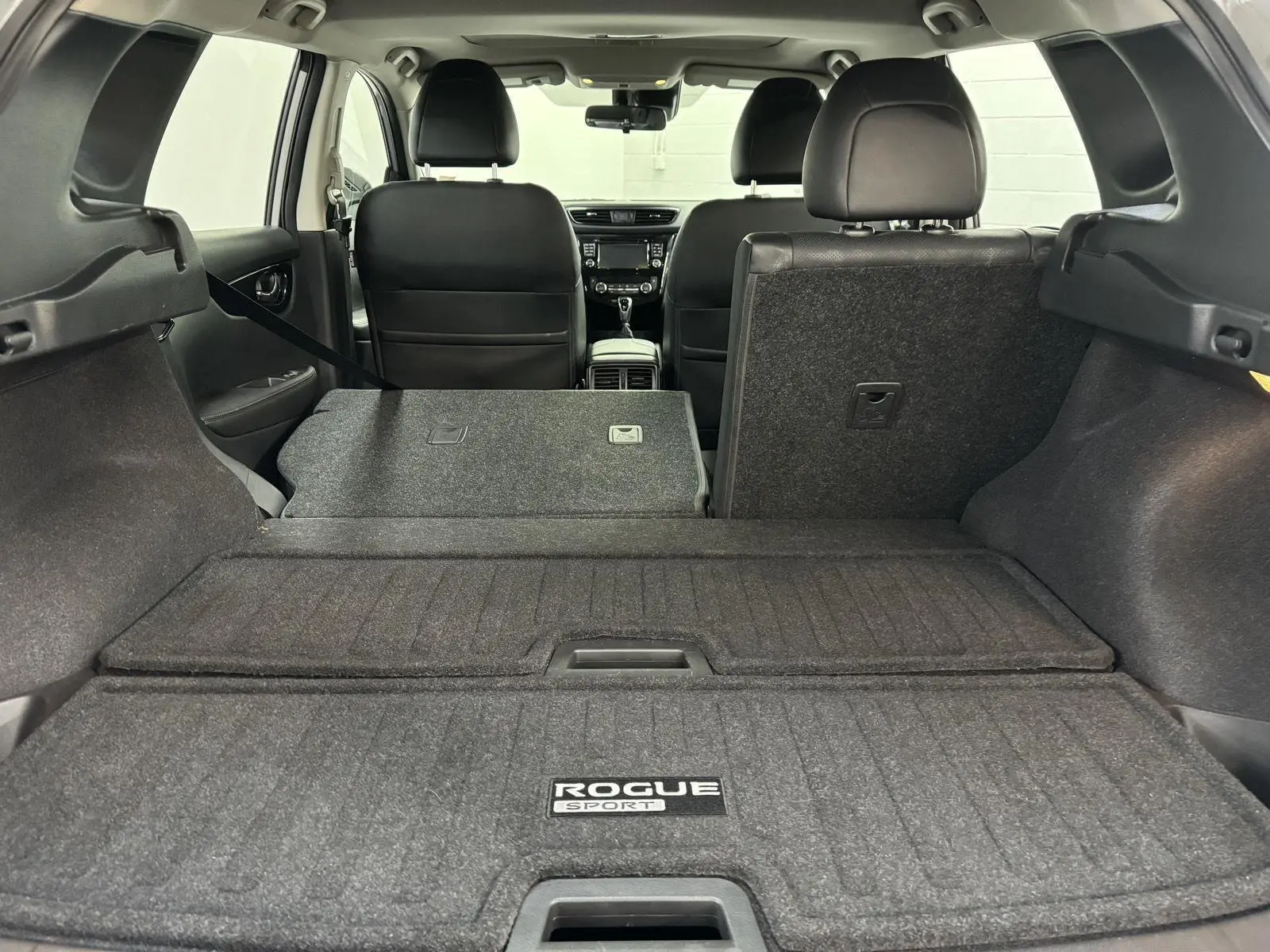 2017 Nissan Rogue Sport SL photo 31