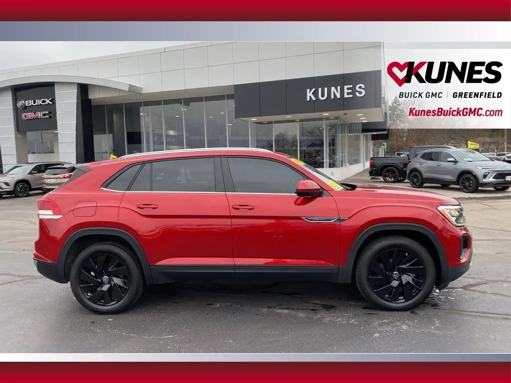 2024 Volkswagen Atlas Cross Sport SE Technology photo 2