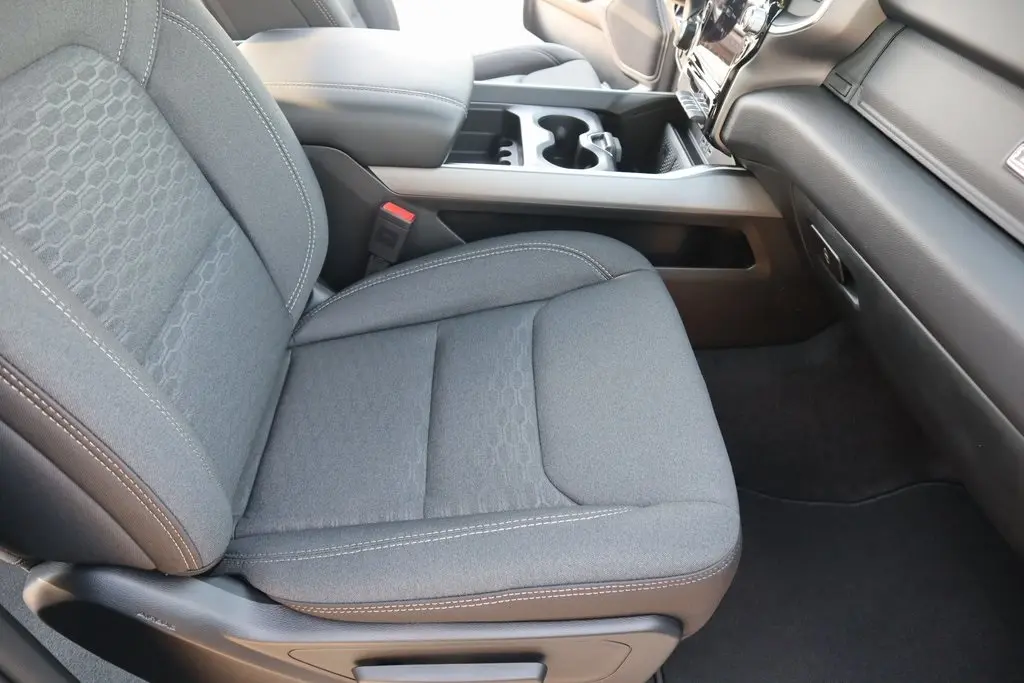 2026 Ram 1500 Big Horn Lone Star photo 13