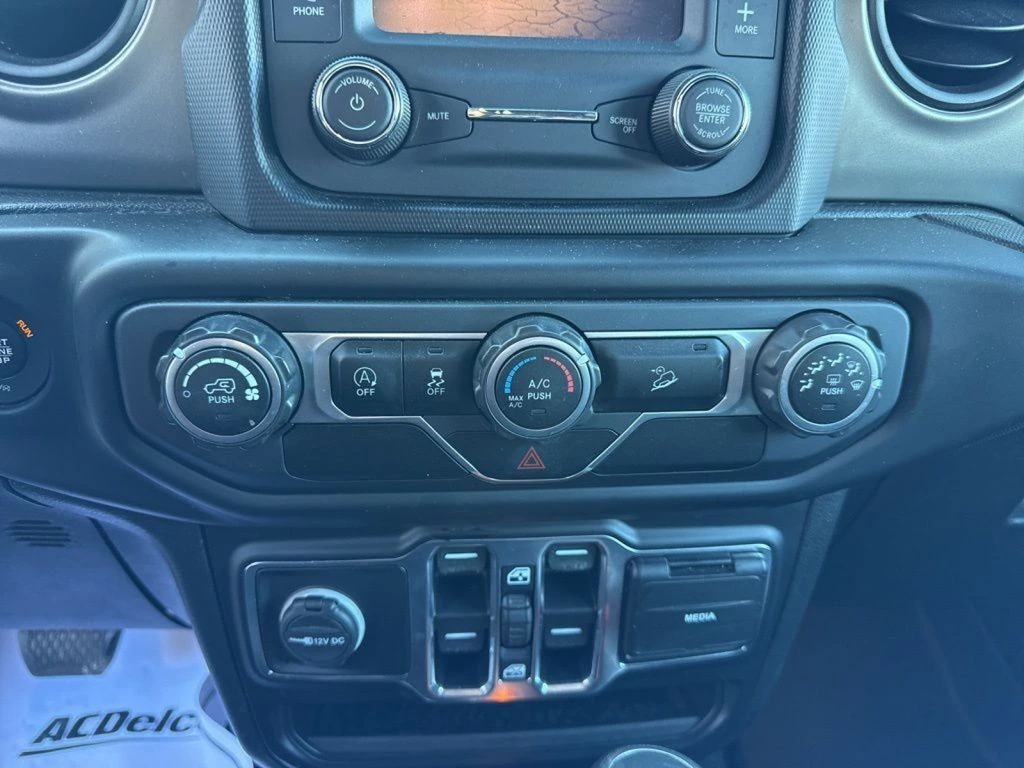 2020 Jeep Wrangler Unlimited Freedom - Photo 29