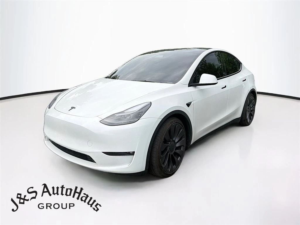 2023 Tesla Model Y Performance Dual Motor All-Wheel Drive's photo