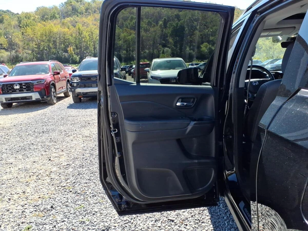 2025 Honda Ridgeline RTL - Photo 16