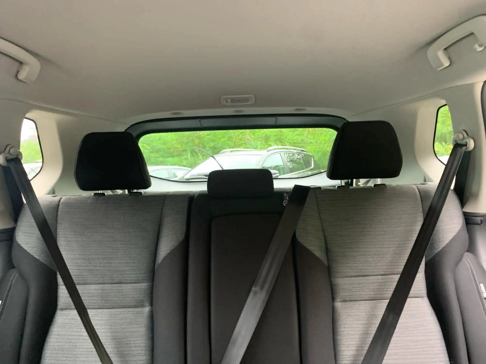 2021 Nissan Rogue SV photo 25