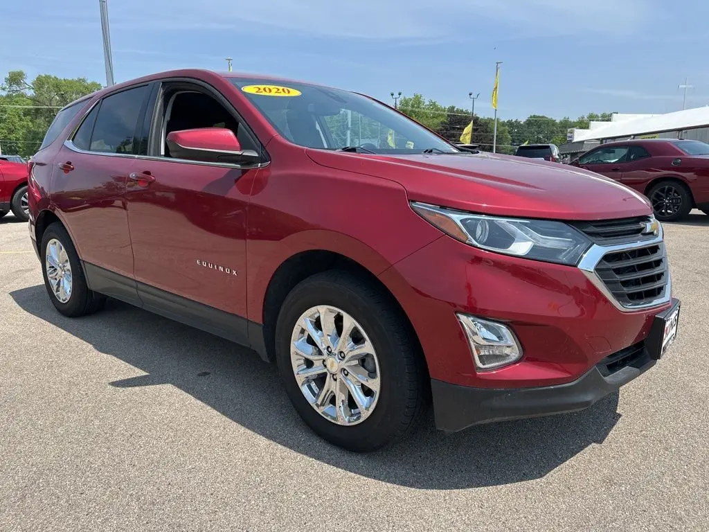 Used 2020 Chevrolet Equinox LT with VIN 3GNAXUEV0LS539136 for sale in Morrison, IL