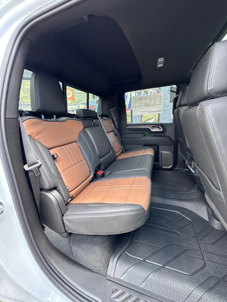 2026 Chevrolet Silverado 3500 HD High Country - Photo 9