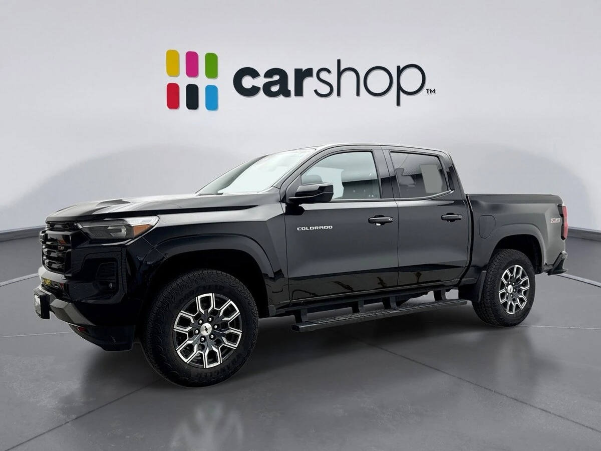 2024 Chevrolet Colorado 4WD Z71 Crew Cab Short Box's photo