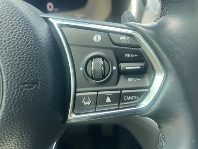 2022 Acura MDX Technology SH-AWD photo 15