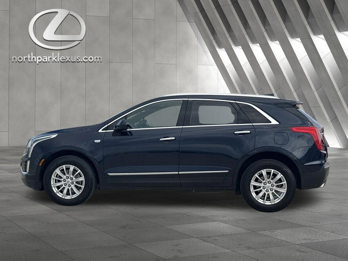 2017 Cadillac XT5 Base