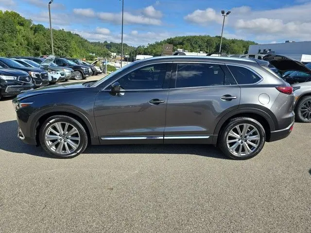 2021 Mazda CX-9 Signature photo 2