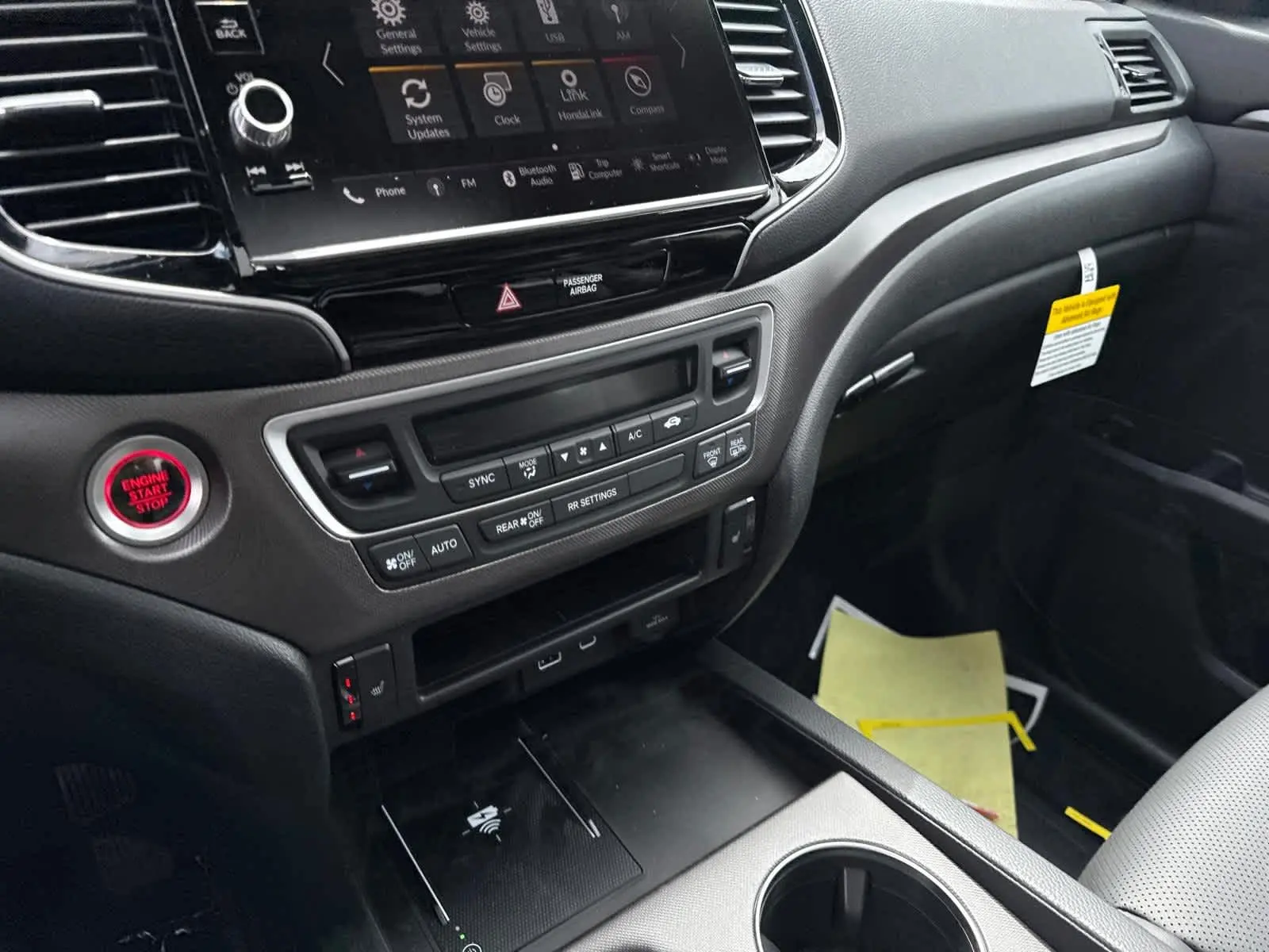 2025 Honda Ridgeline RTL photo 26