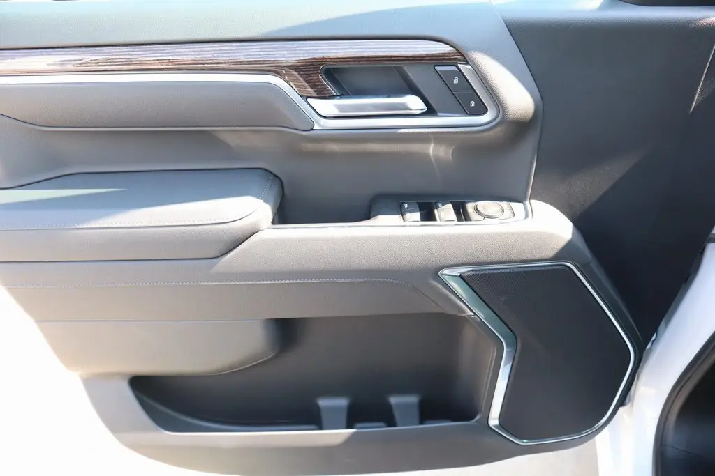 2026 Gmc Sierra 1500 SLE photo 6